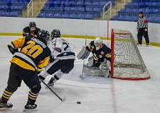 72: Canucks vs corvairs Feb 11 2022-106