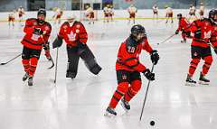 14: Warmup Canucks vs Thorld Blackhawks Feb 18 2022-012