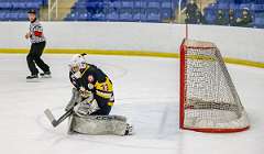 46: Canucks vs Welland Jr Cdns Feb 25 2022-047