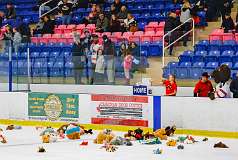 121: Teddy Bear toss  Dec 16 2022-006