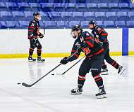 102: Warmup Canucks vs Thorold Dec 16 2022-007